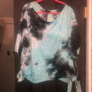 Women’s tie-dye top